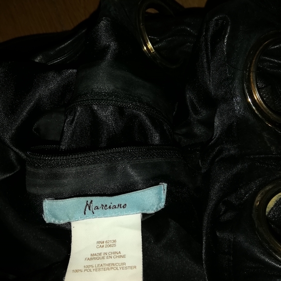 Marciano leather shoulder bag - Picture 4 of 5